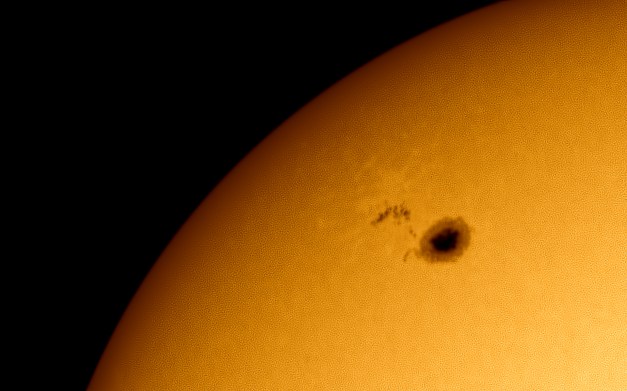 Soleil WL AR2529 10 Avril 2016